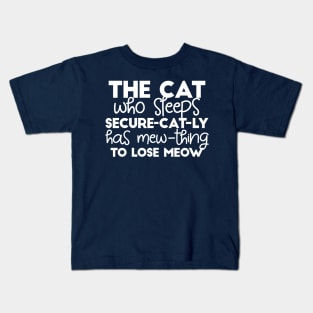 funny sleeping cat quotes II Kids T-Shirt